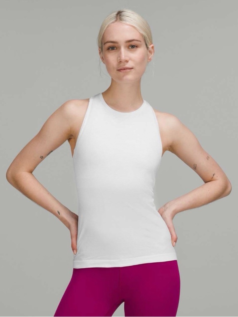 Lululemon Swiftly Tech High-Neck Tank Top 2.0 *Race Length in white